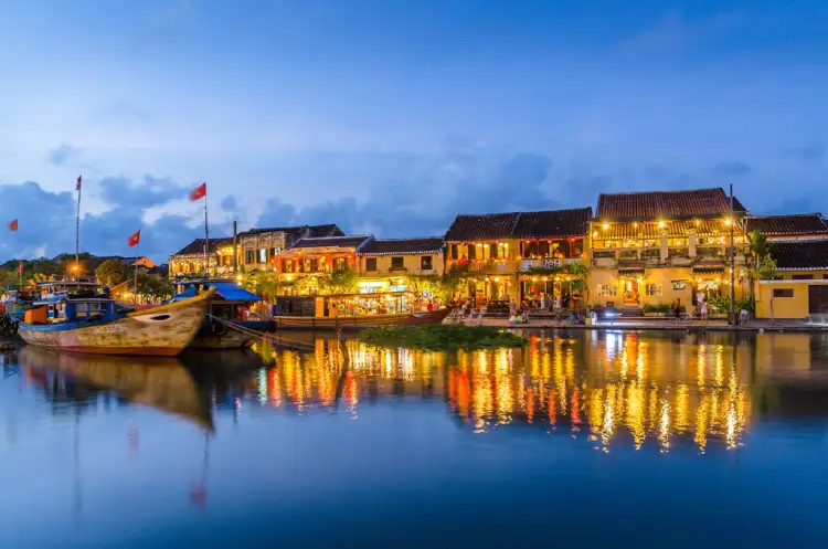Hoi An scenric view at night